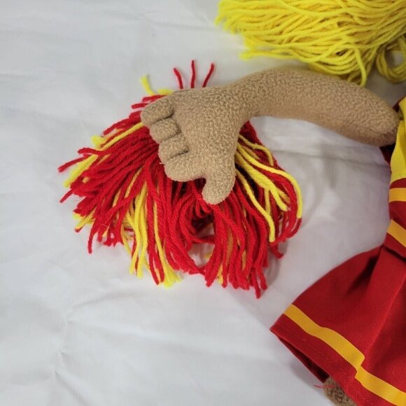 Melissa and Doug Pompomovich Cheerleader Hand Puppet Yellow Hair Blue Eye - Picture 5 of 11